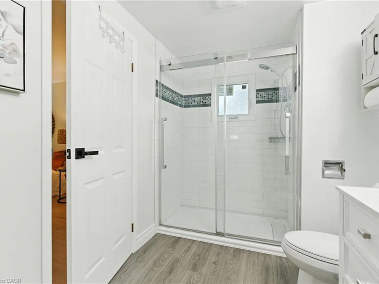 1423 Thornton Road, Burlington, ON, L7M 1N6 - 18