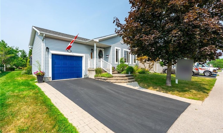 136 Glenariff Drive