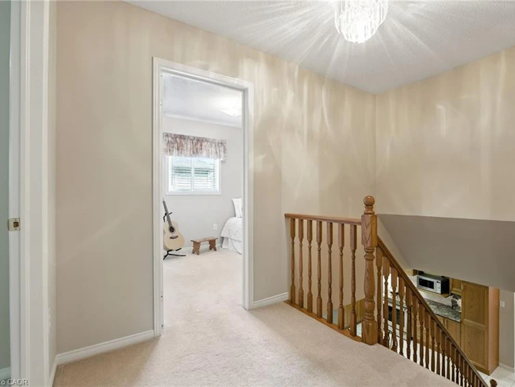 18 Naples Boulevard, Hamilton, ON, L9B 2J2 - 23