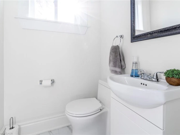 237 Main Street E, Norwich, ON, N0J 1R0 - 15