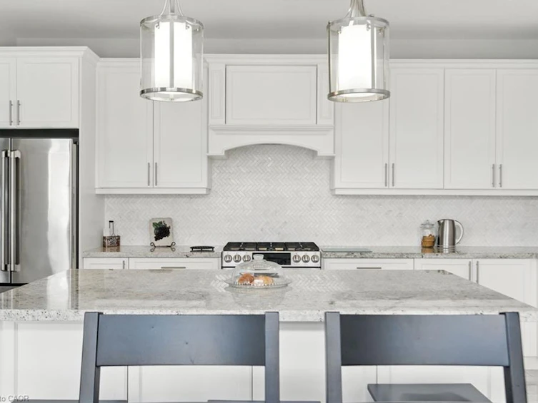 15 Robarts Drive, Hamilton, ON, L9K 0H6 - 11