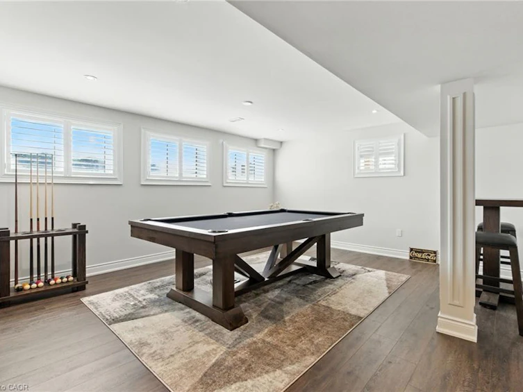 15 Robarts Drive, Hamilton, ON, L9K 0H6 - 42