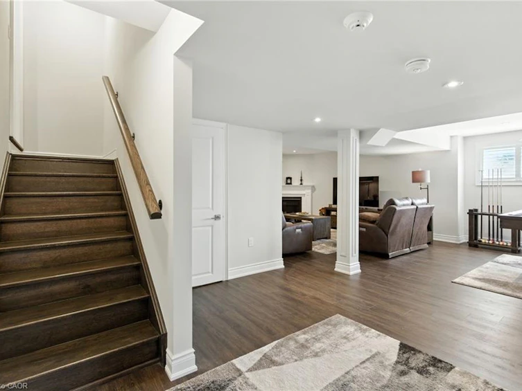 15 Robarts Drive, Hamilton, ON, L9K 0H6 - 38
