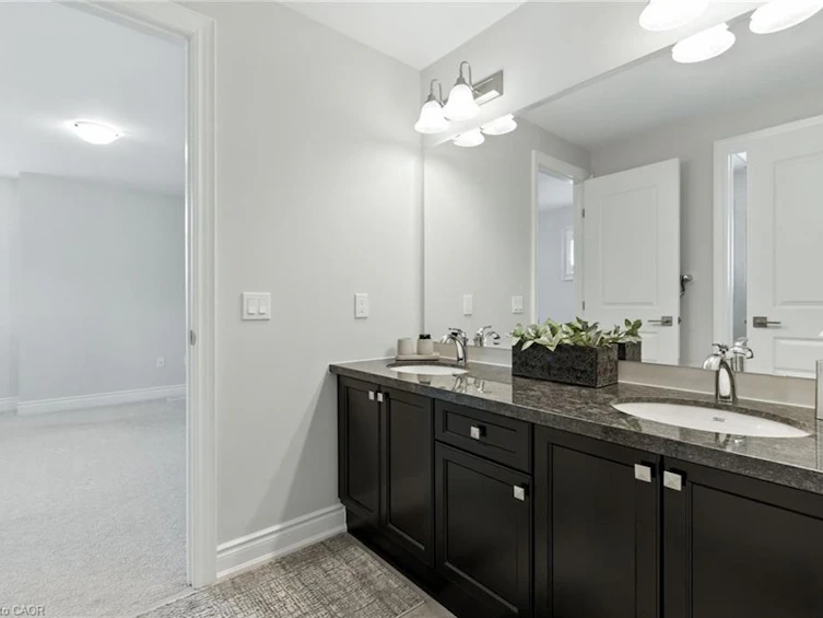 15 Robarts Drive, Hamilton, ON, L9K 0H6 - 27