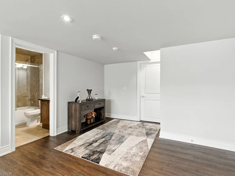 15 Robarts Drive, Hamilton, ON, L9K 0H6 - 43