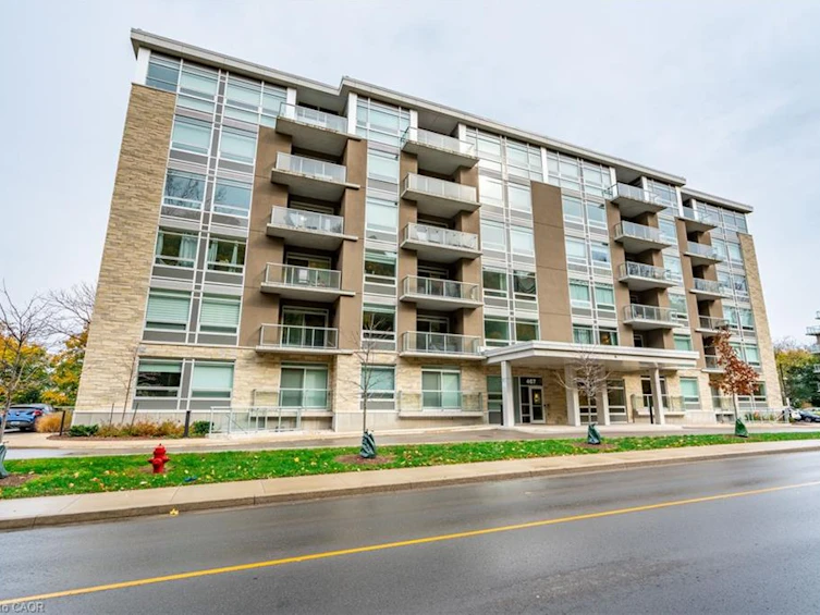 308-467 Charlton Avenue E, Hamilton, ON, L8N 0B3