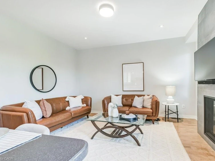 31 Watkins Glen Crescent, Aurora, ON, L4G 7P3 - 13