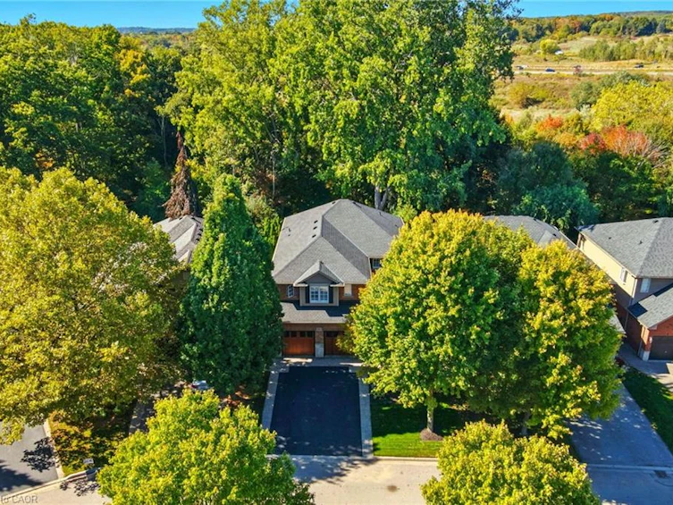 587 Sandcherry Drive, Burlington, ON, L7T 4L7 - 45