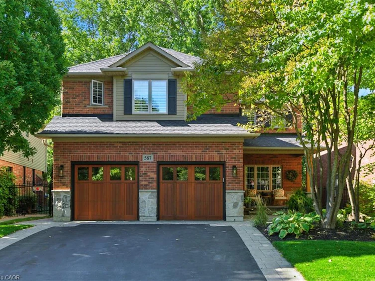 587 Sandcherry Drive, Burlington, ON, L7T 4L7