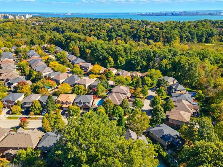 587 Sandcherry Drive, Burlington, ON, L7T 4L7 - 47