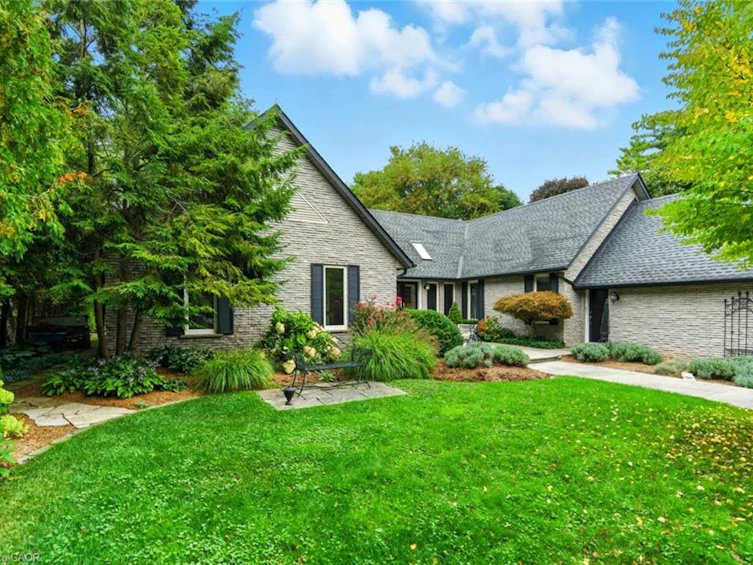 65 Maple Avenue, Hamilton, ON, L9H 4W6 - 4