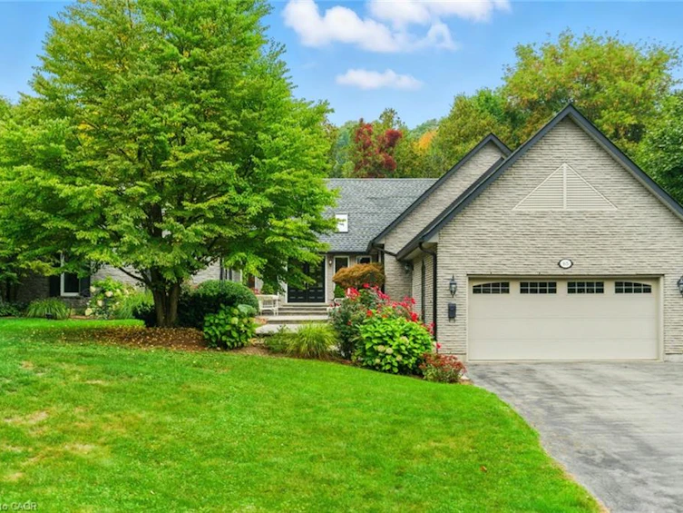 65 Maple Avenue, Hamilton, ON, L9H 4W6 - 2