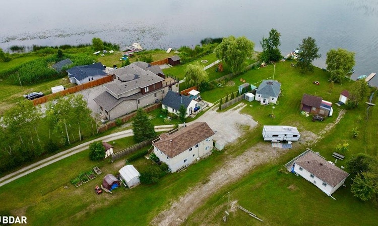 5632 Penetanguishene Road