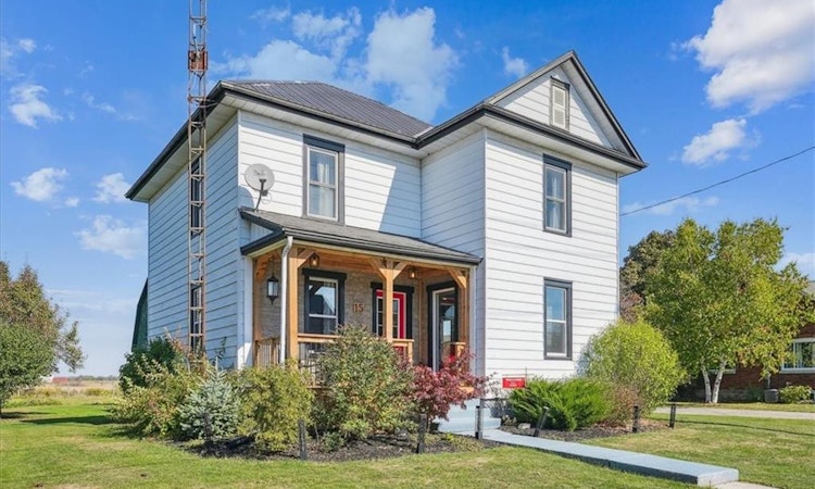 15 Main Avenue E