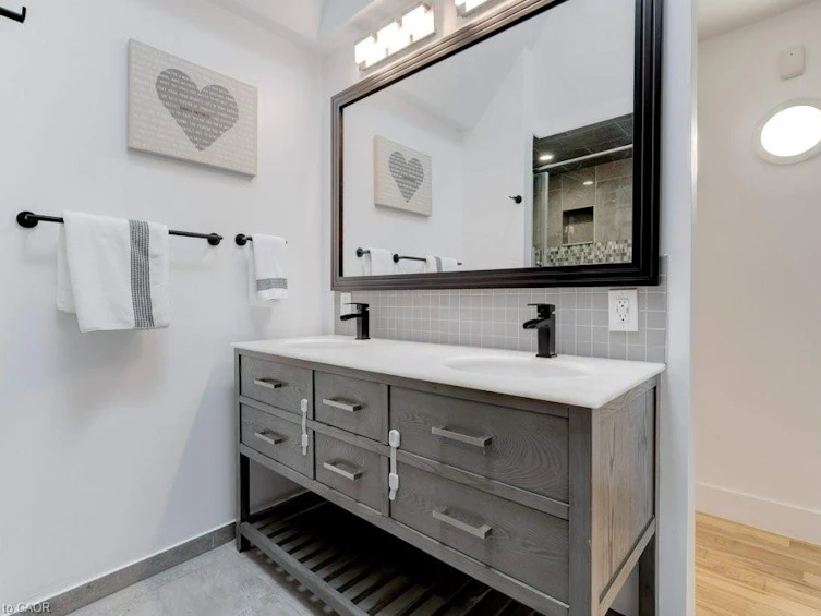 636 West Oval Drive, Burlington, ON, L7T 1B9 - 28