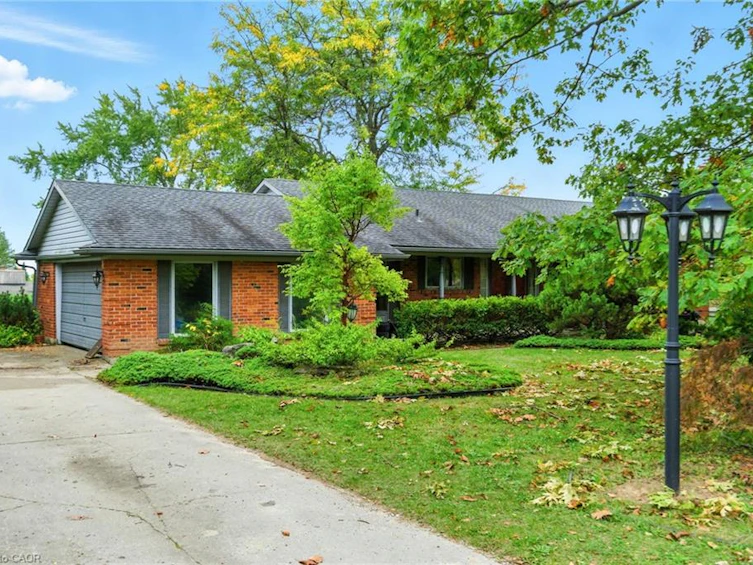 55 Overdale Avenue, Hamilton, ON, L9H 7G8 - 2