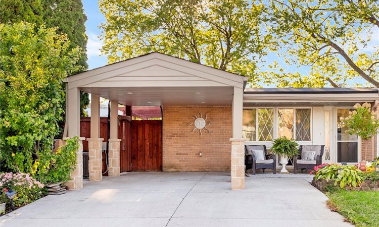 2610 Constable Road