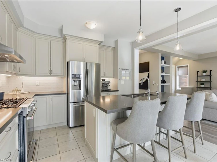 15 Bastia Street, Hamilton, ON, L8B 1V3 - 13
