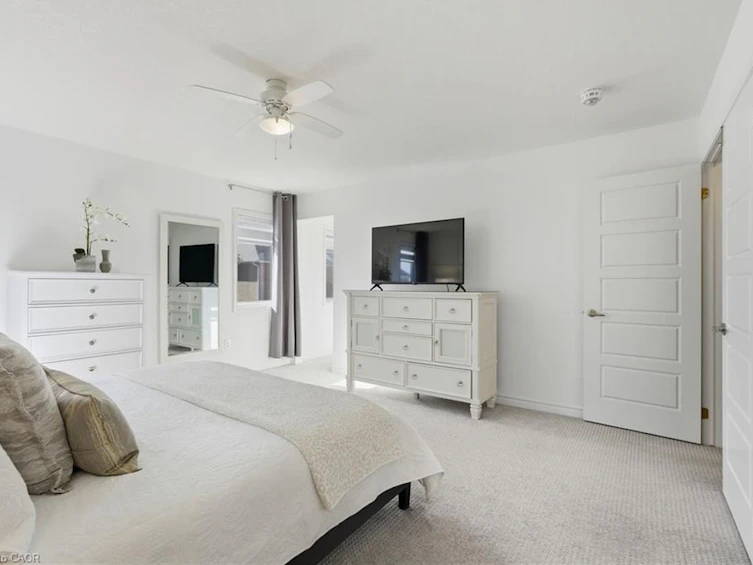 15 Bastia Street, Hamilton, ON, L8B 1V3 - 26