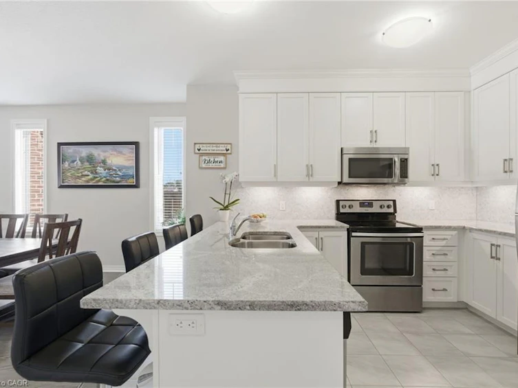 4 Ellis Avenue, St. Catharines, ON, L2P 0E6 - 11
