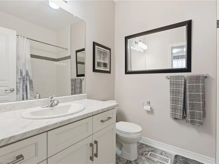 4 Ellis Avenue, St. Catharines, ON, L2P 0E6 - 21