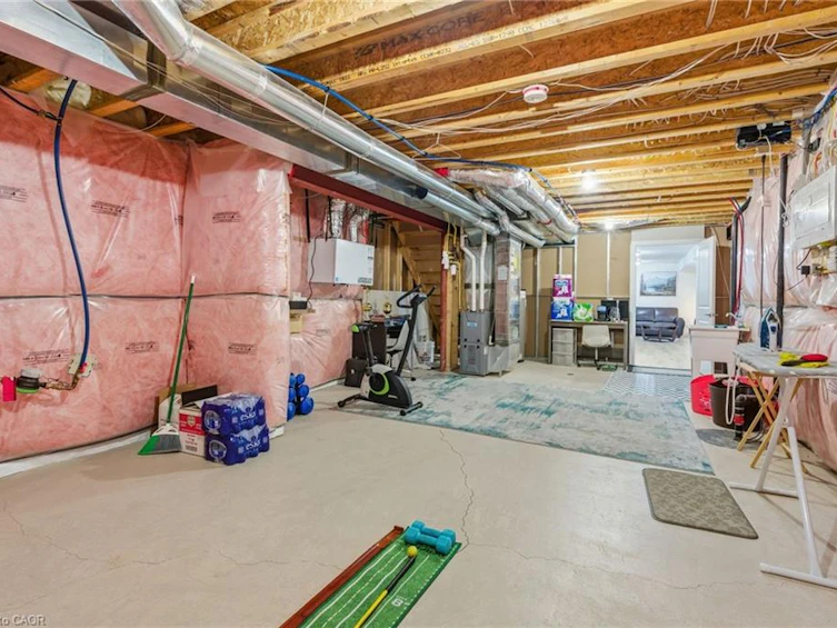 4 Ellis Avenue, St. Catharines, ON, L2P 0E6 - 30