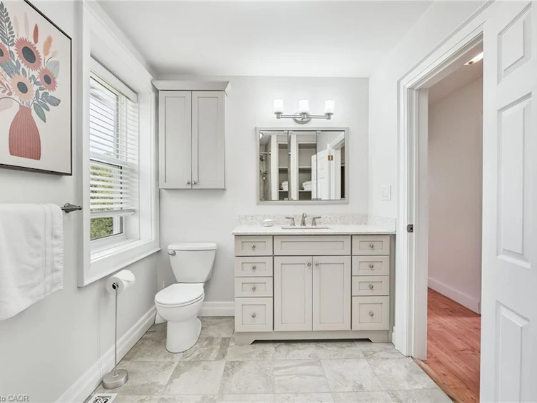 483 Harvest Road, Hamilton, ON, L9H 5E2 - 22