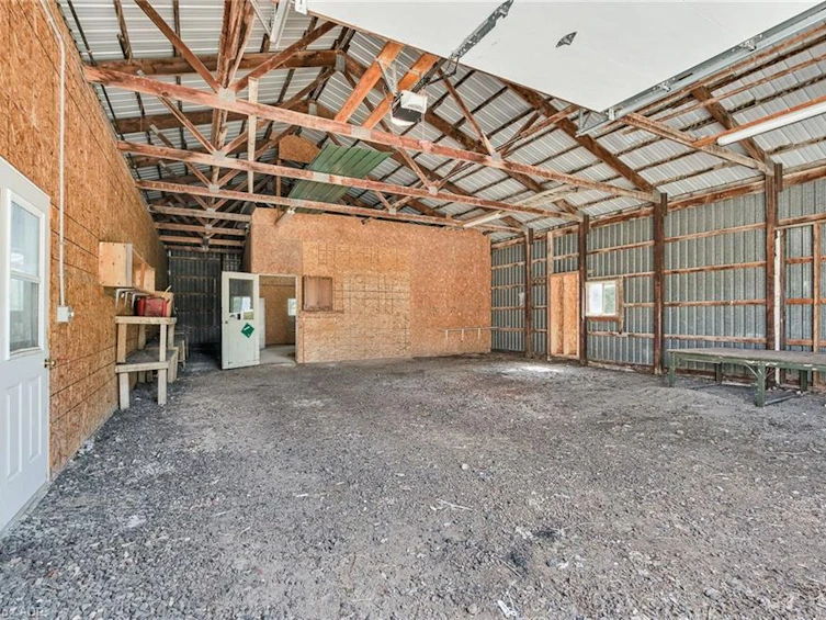 483 Harvest Road, Hamilton, ON, L9H 5E2 - 24