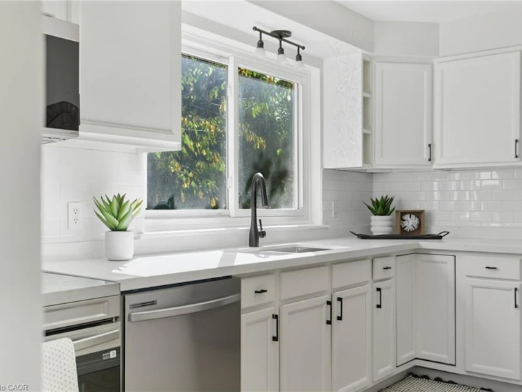 4502 Bennett Road, Burlington, ON, L7L 1Z1 - 14