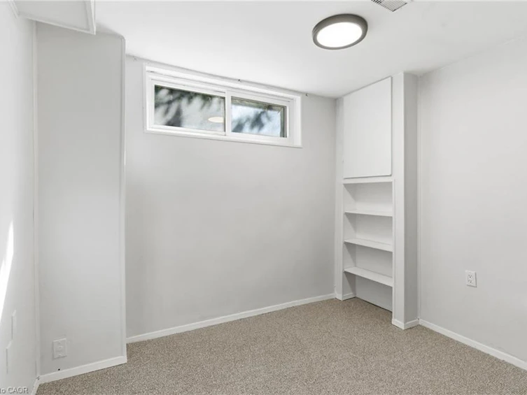 4502 Bennett Road, Burlington, ON, L7L 1Z1 - 34
