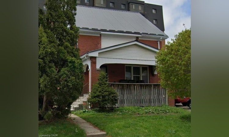 179 Regina Street N