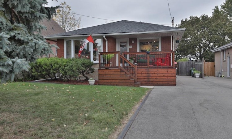 9 Cheryl Avenue