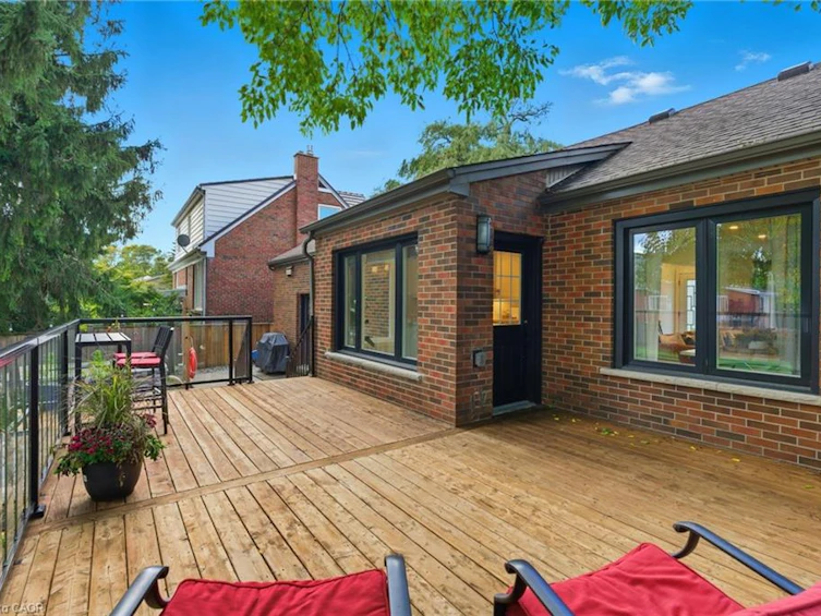 424 Plains Road W, Burlington, ON, L7T 1G9 - 35