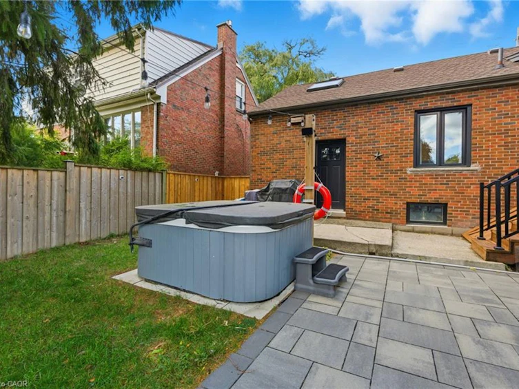 424 Plains Road W, Burlington, ON, L7T 1G9 - 38
