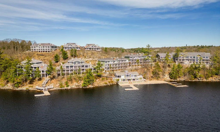 BTV-105-1869 Muskoka 118 Road W
