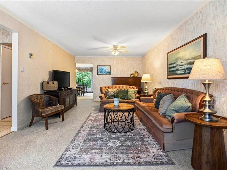 4-1552 Kerns Road, Burlington, ON, L7P 3A7 - 11