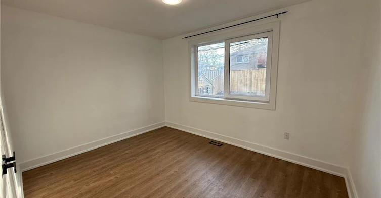 88 Longford Drive, Newmarket, ON, L3Y 2Y4 - 4