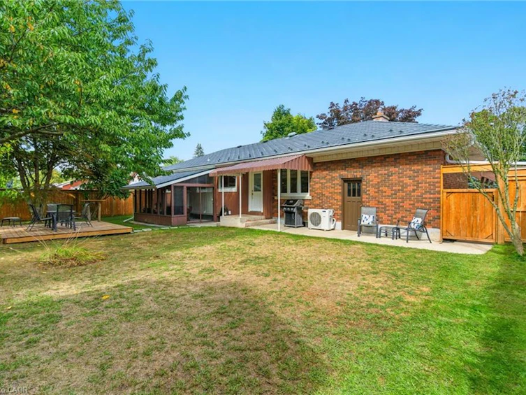 10 Sheffield Avenue, Brantford, ON, N3S 6V8 - 41