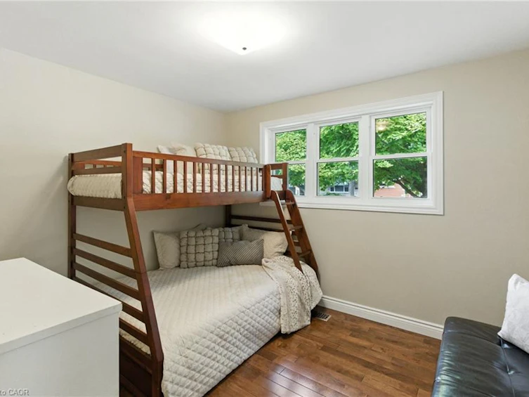 10 Sheffield Avenue, Brantford, ON, N3S 6V8 - 18