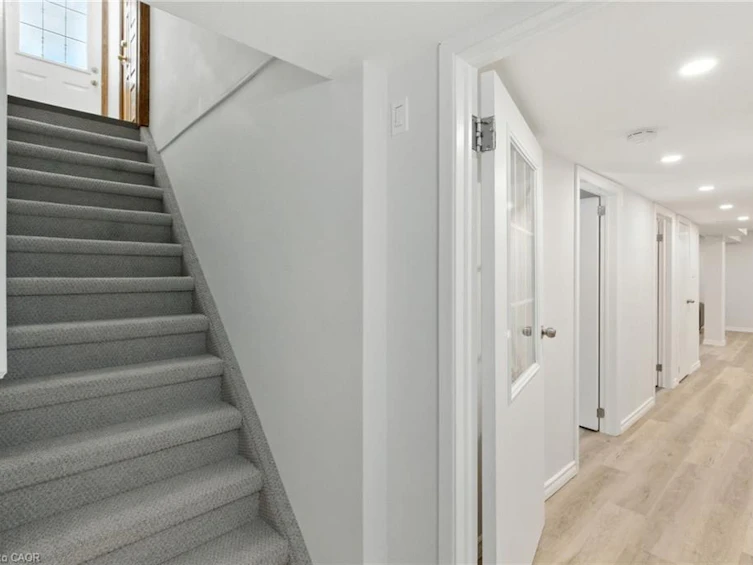 10 Sheffield Avenue, Brantford, ON, N3S 6V8 - 25