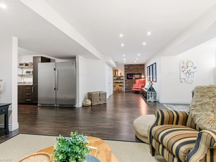 32 Hinrichs Crescent, Cambridge, ON, N1T 0A8 - 35