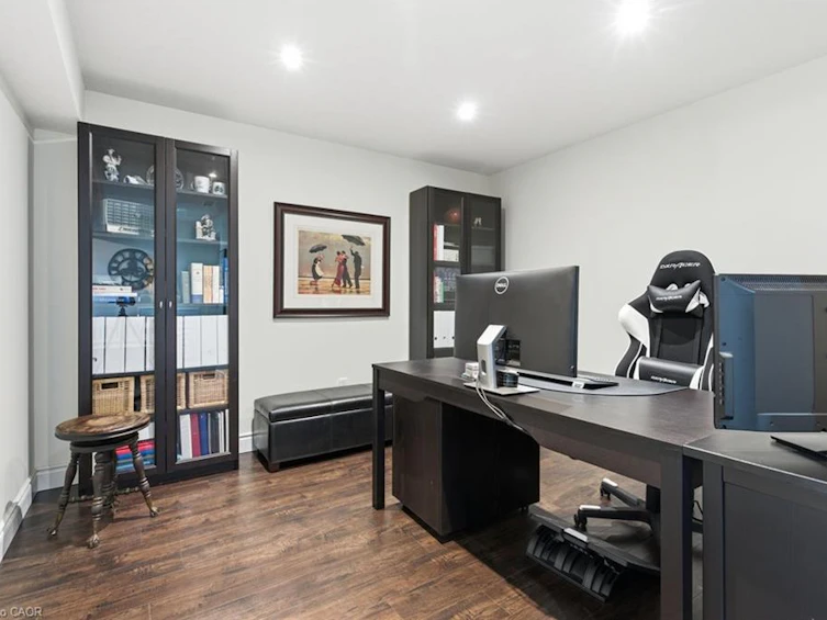32 Hinrichs Crescent, Cambridge, ON, N1T 0A8 - 39