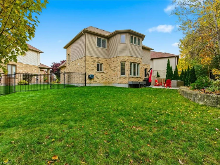 32 Hinrichs Crescent, Cambridge, ON, N1T 0A8 - 46