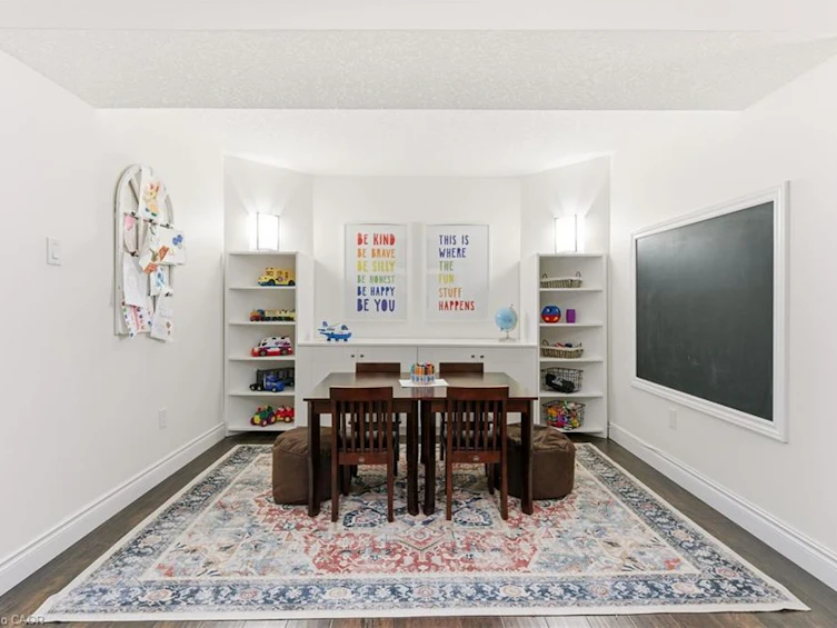 32 Hinrichs Crescent, Cambridge, ON, N1T 0A8 - 38