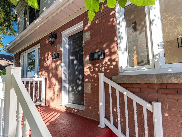 4876 Portage Road, Niagara Falls, ON, L2E 6B3 - 3