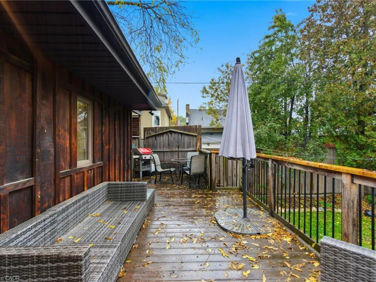 211 Robinson Street, Hamilton, ON, L8P 1Z8 - 39