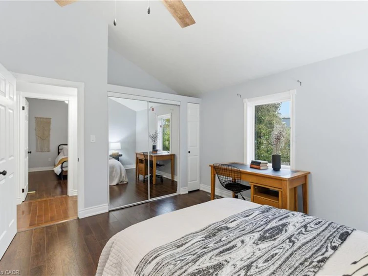 211 Robinson Street, Hamilton, ON, L8P 1Z8 - 35