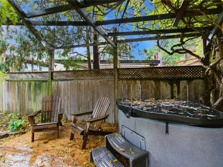 211 Robinson Street, Hamilton, ON, L8P 1Z8 - 46
