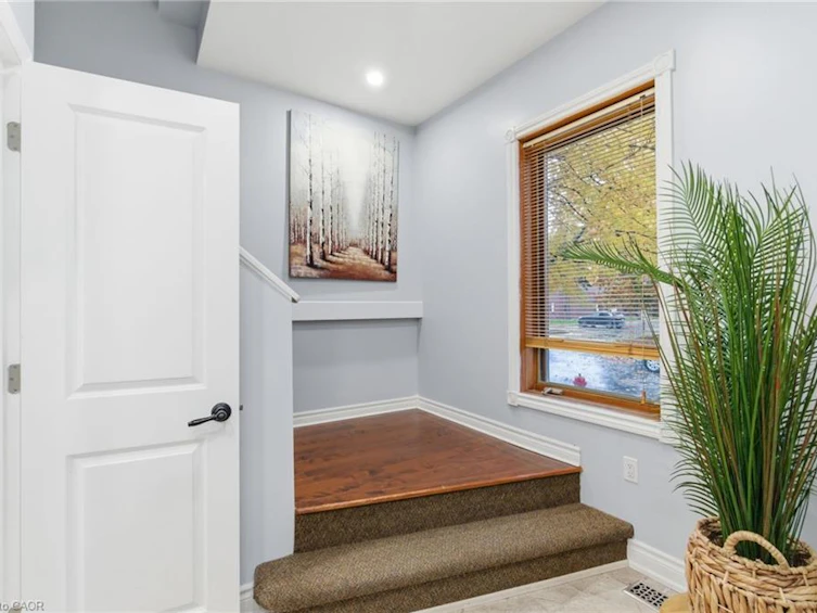 211 Robinson Street, Hamilton, ON, L8P 1Z8 - 27