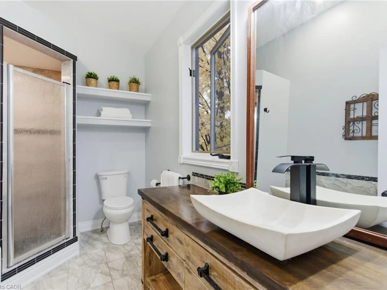 211 Robinson Street, Hamilton, ON, L8P 1Z8 - 31
